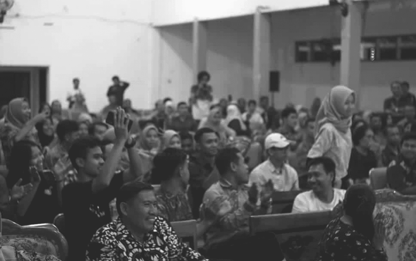 Nonton bareng dalam rangka memperingati Hari Film Nasional 2019 berlokasi di Dusun Batu Alang.